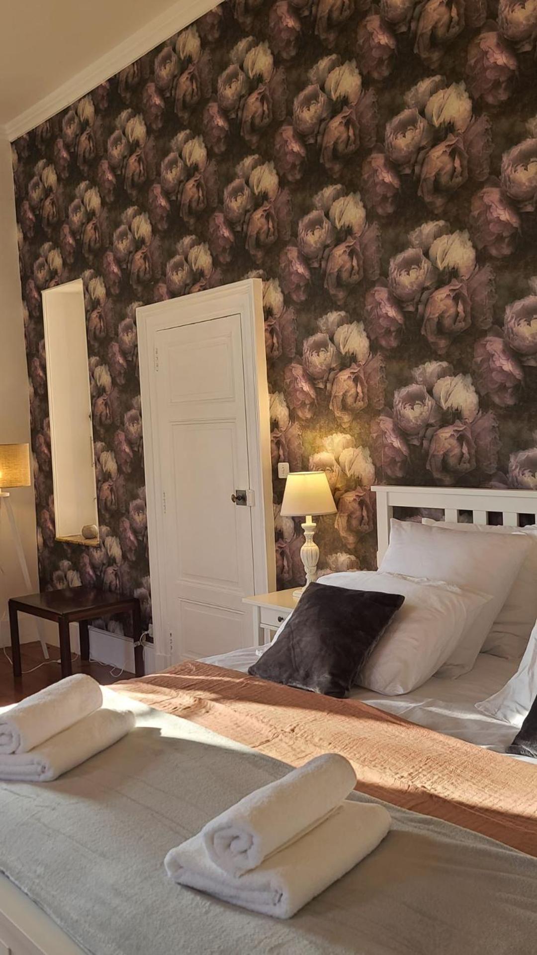 Bed and Breakfast Le Manoir Du Moulin De Madame Villeneuve-sur-Lot Habitación foto
