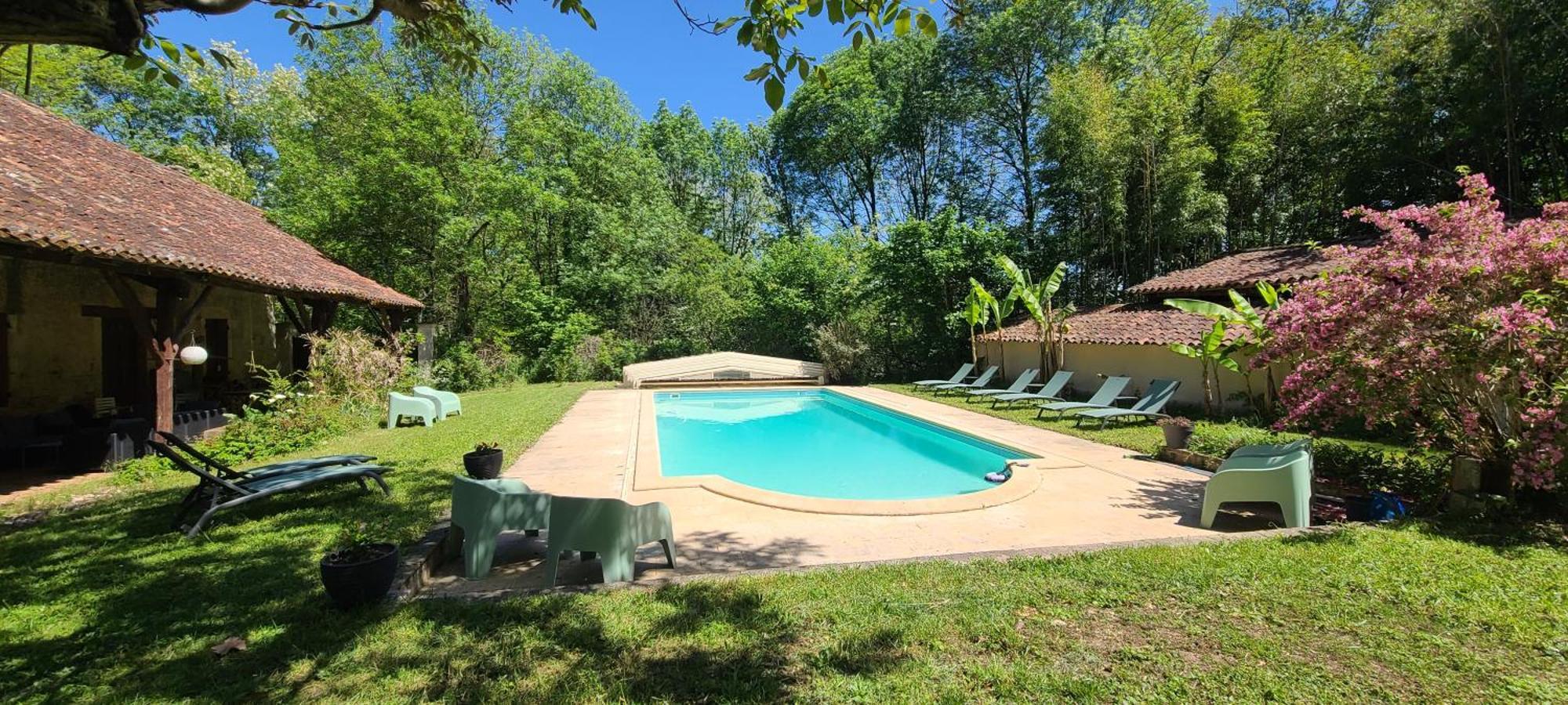 Bed and Breakfast Le Manoir Du Moulin De Madame Villeneuve-sur-Lot Exterior foto